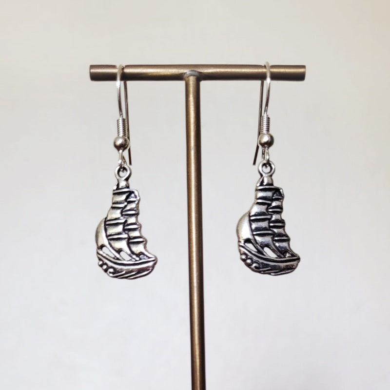 Outlet Sailing Boat Earrings