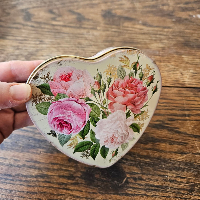 Small Heart Shape Tin - Roses