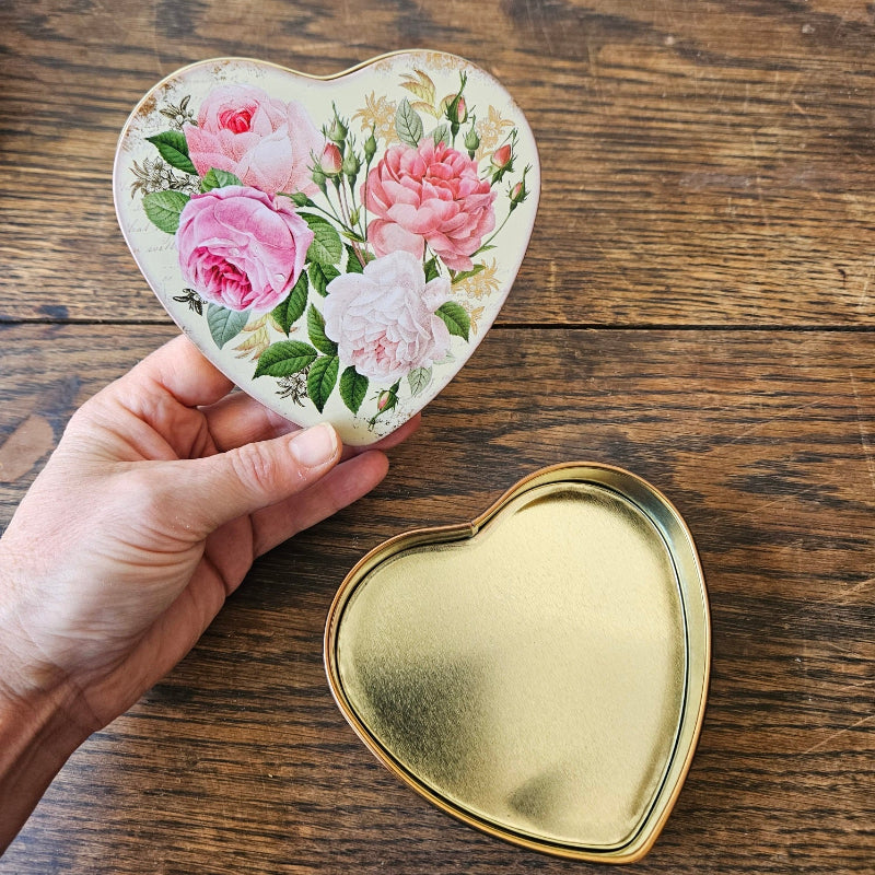 Small Heart Shape Tin - Roses