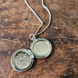 Round Embossed silver locket