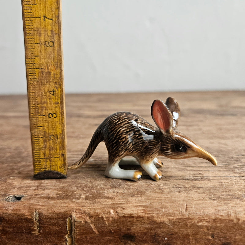 Ceramic brown bandicoot