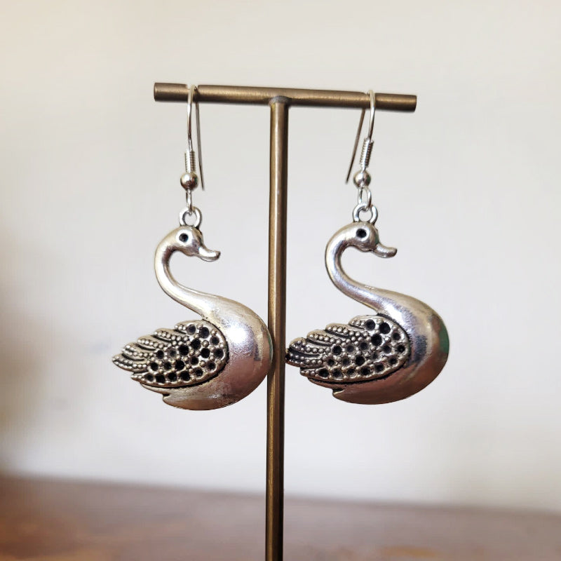 Outlet Swan Earrings