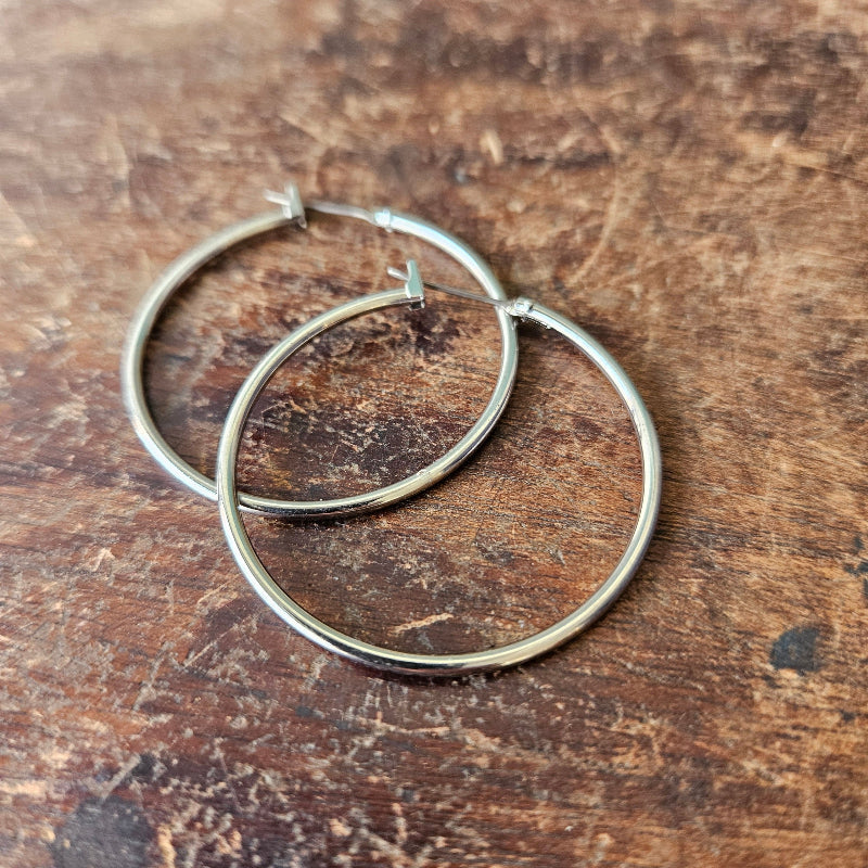 medium silver hoop earrings