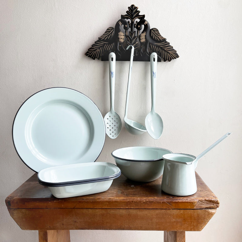 Enamel Dinner Plate 26cm Duck Egg/Grey Rim – Outlet Newtown