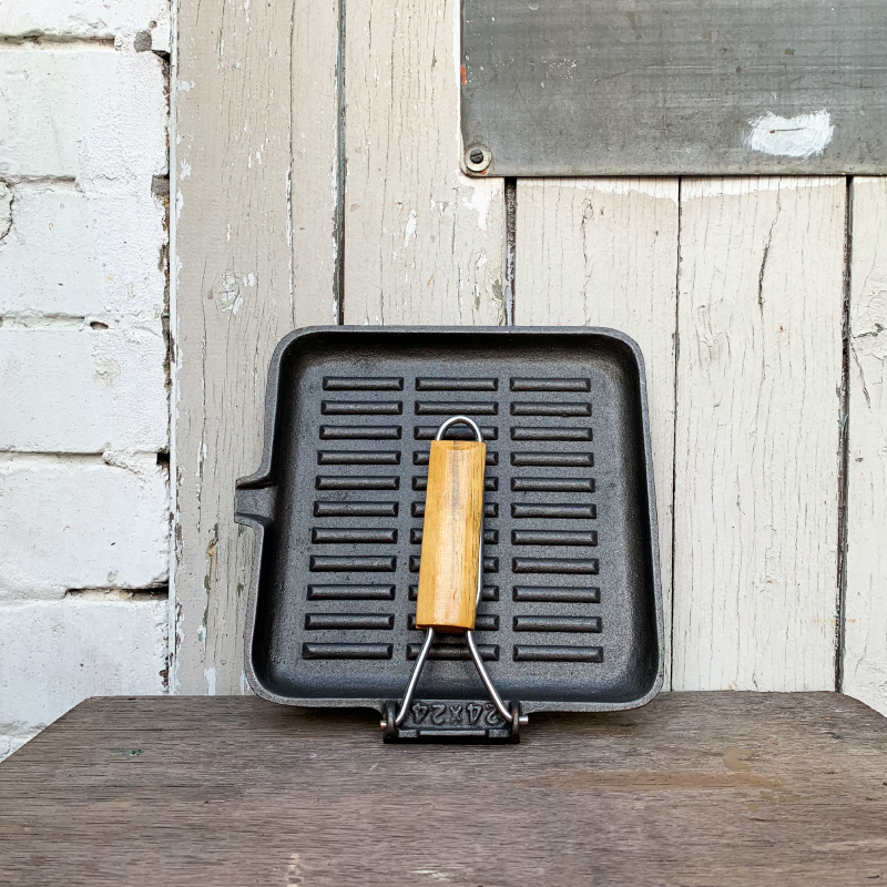 Outlet Camping 24X24CM Cast Iron Grill